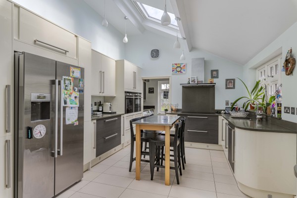 View Full Details for Hewitts Road, Orpington, BR6